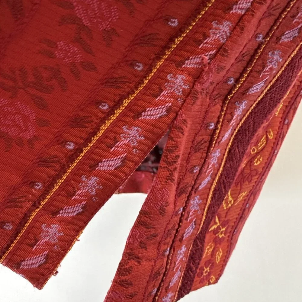 Coldwater Creek Tapestry Vest Women's Size Medium Red Colorful Full Zip‎ Lined